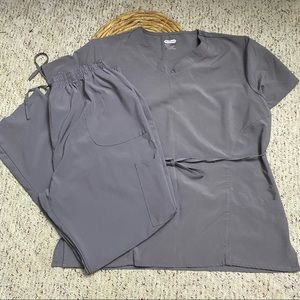 Grey ScrubAid Scrubs Set Sz XL